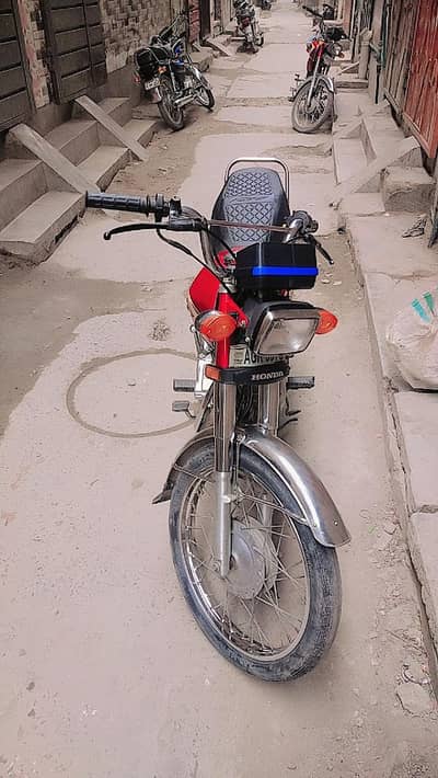 Honda 2021 Model 03156676156
