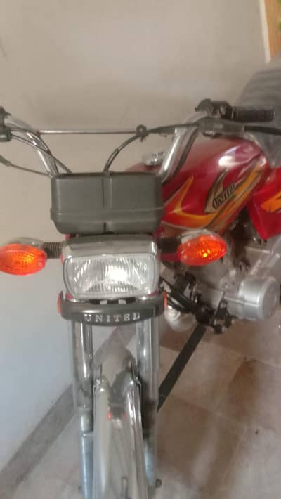 03262889454 call my WhatsApp//United 125cc bike urgent for sale