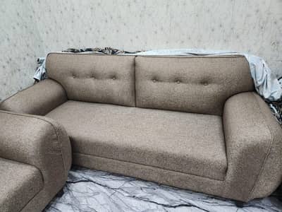 5 seaters Sofa's with 3 Tables urgent For sale