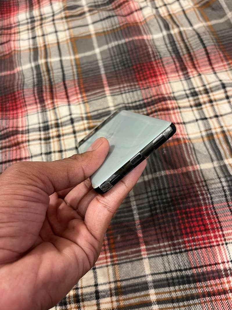 Google Pixel 6a 10