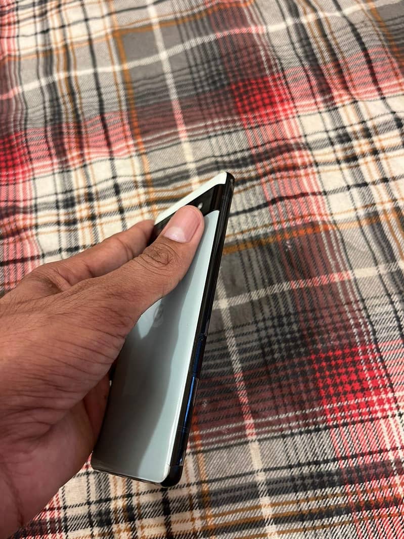 Google Pixel 6a 12