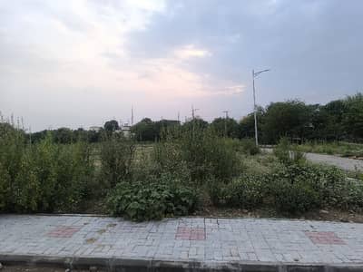 1 Kanal Corner Plot For Sale In Block H, Anchorage, Islamabad