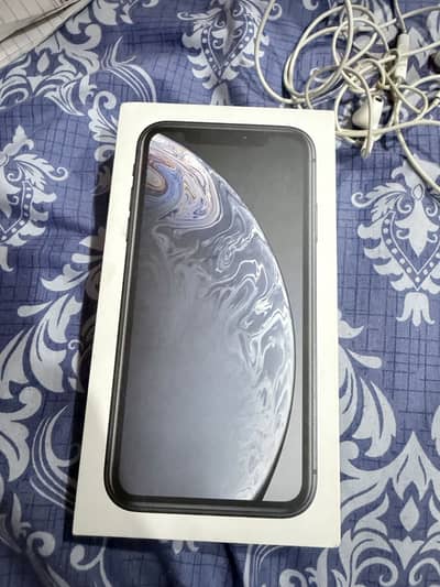 Apple iPhone XR