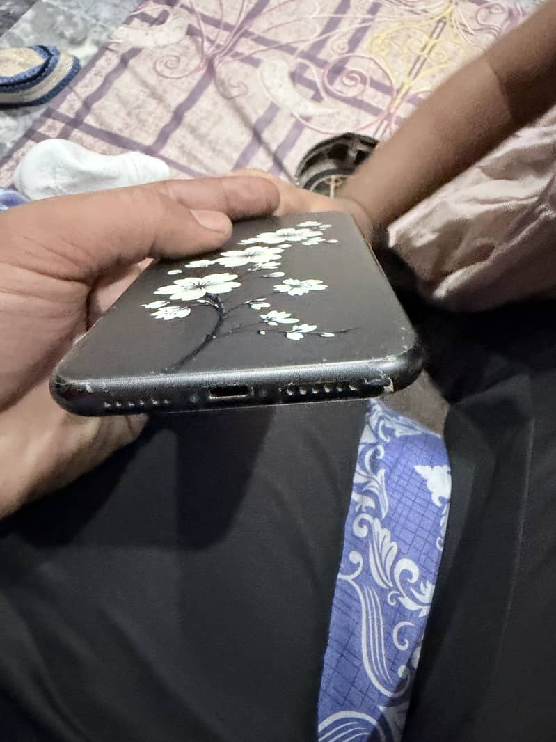Apple iPhone XR 2