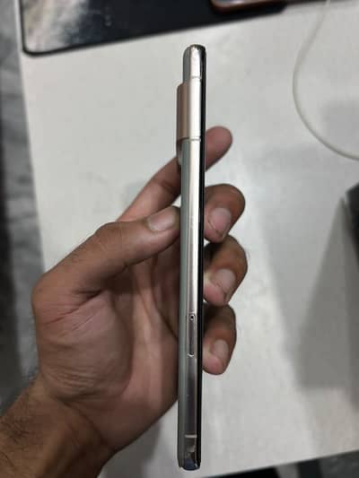 Google Pixel 7 Pro 12GB 128GB — Excellent Condition