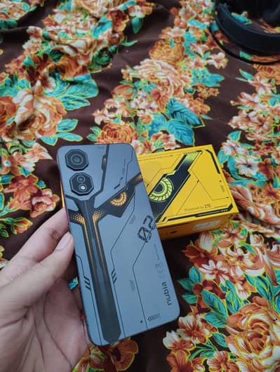 Zte Nubia Neo 2 Gaming phone New condition 8/256