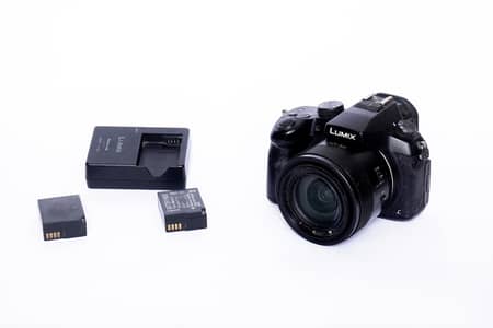 Lumix DMC-FZ1000