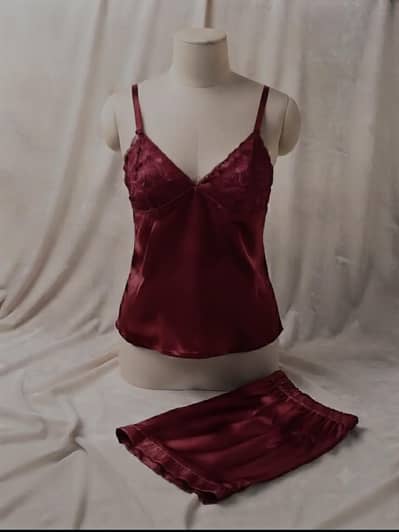 jersey embroidered comfortable and lightweight nightwear set