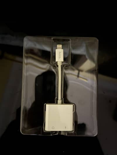 Hoco Splitter Lighting To Lighting + 3.5mm