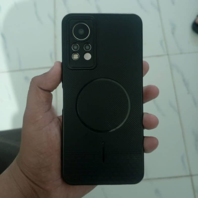 Infinix Note 11 1