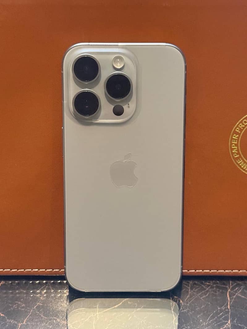 Apple iPhone 15 Pro 1