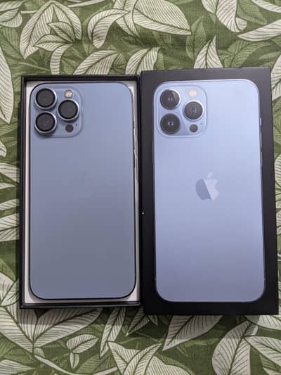 iPhone 13 Pro Max — 10/10 Condition