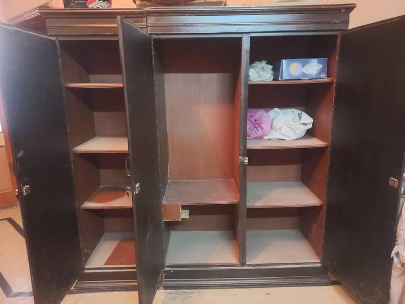 wardrobe 1
