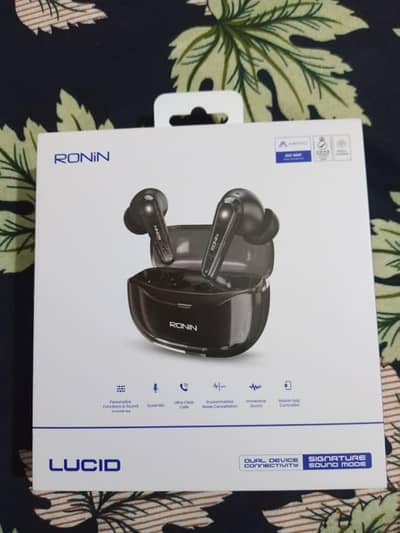 Ronin Lucid earbuds | with all accessories |12 months warranty|