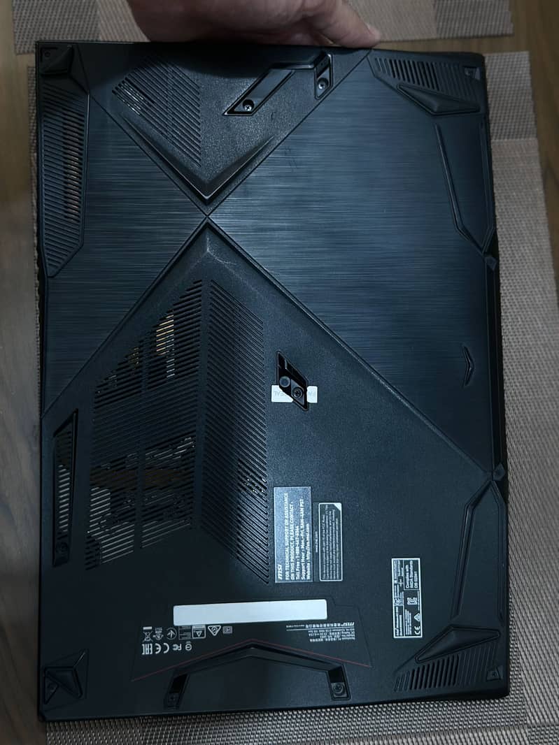 MSI GF63 THIN 9SC 6