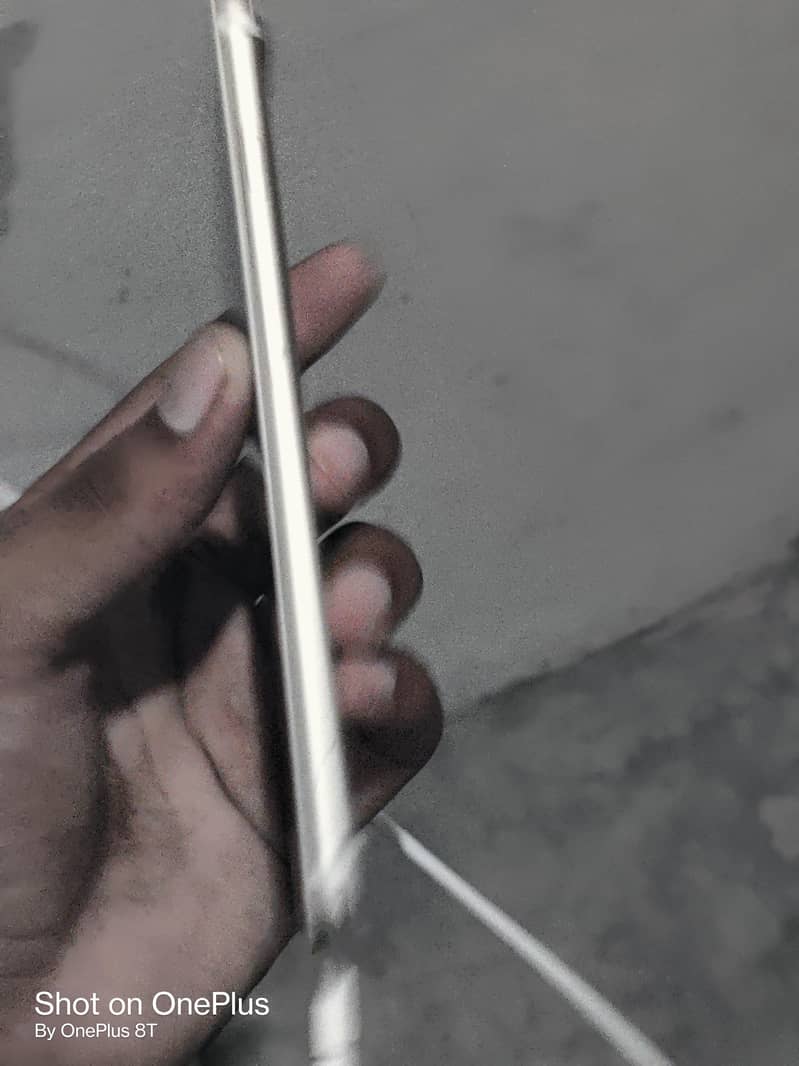 Apple iPhone 7 Plus 3