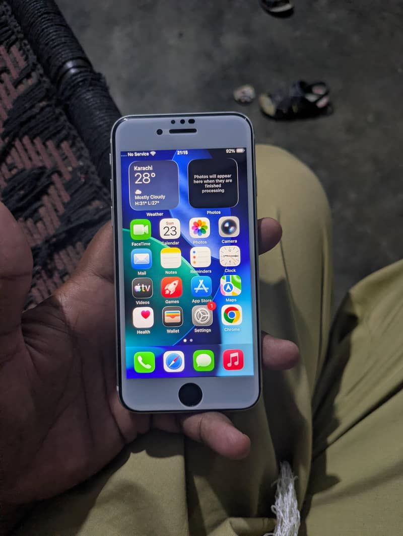 Apple iPhone SE 4