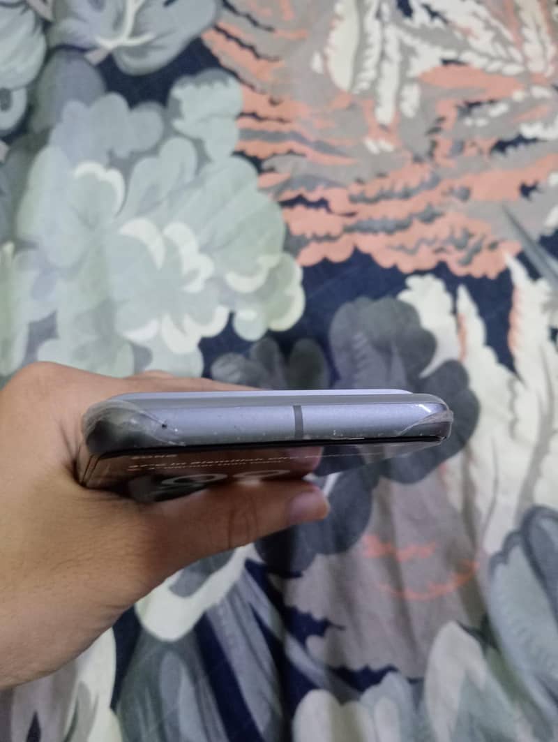google-pixel-8-8gb-128gb-approved-mobile-phones-1118430324