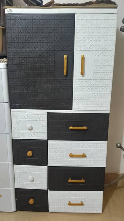 baby wardrobe