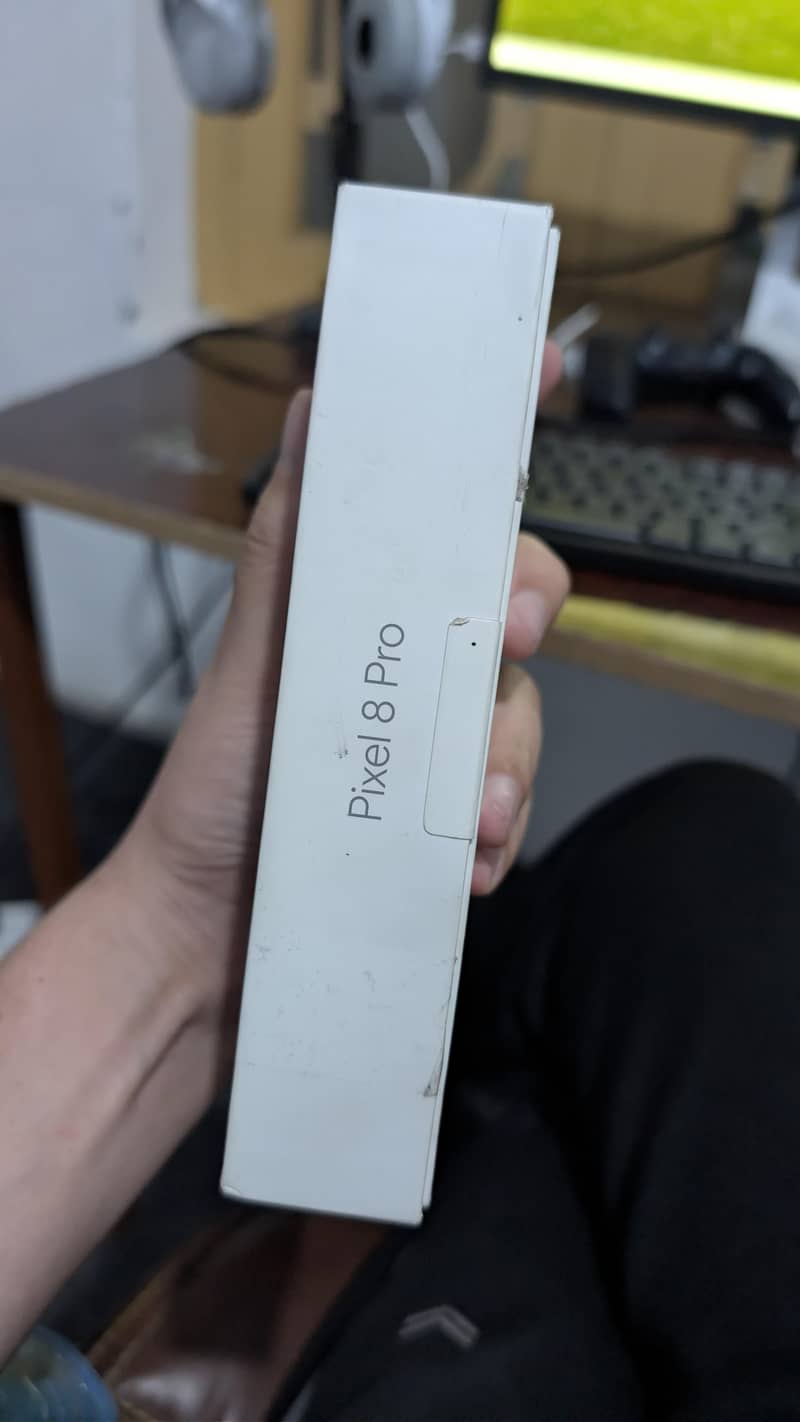 Pixel 8 pro box only 1