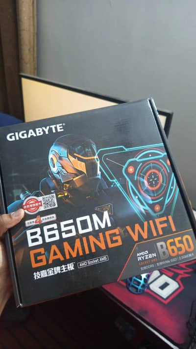 Ryzen 5 7600 + GigaByte B650m WiFi combo.