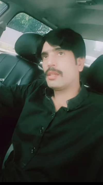 shafqat awan 03198073011 contact num .