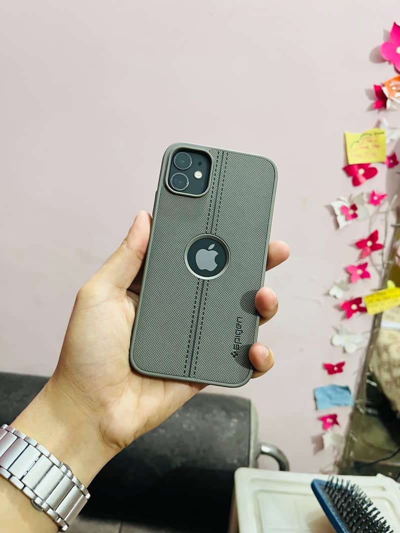 Apple iPhone 11 3