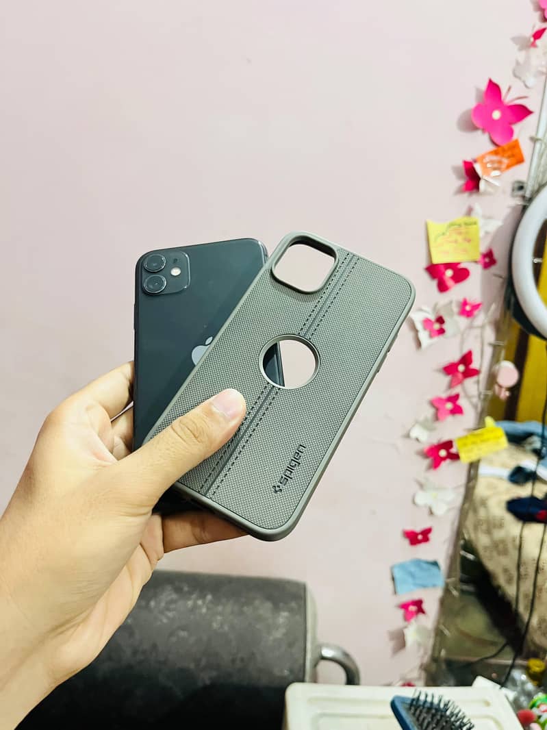 Apple iPhone 11 4