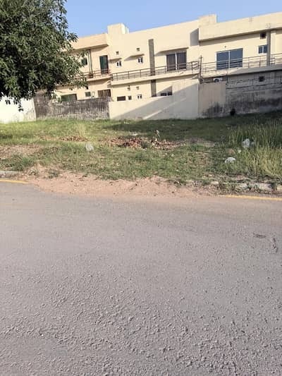 Blvd All Pad 8m Plot For Sale