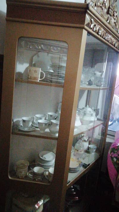 Bedroom Furniture Set for sale
