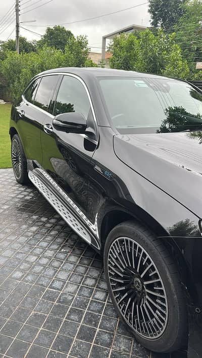 MERCEDES-BENZ EQC 400 4MATIC 2021