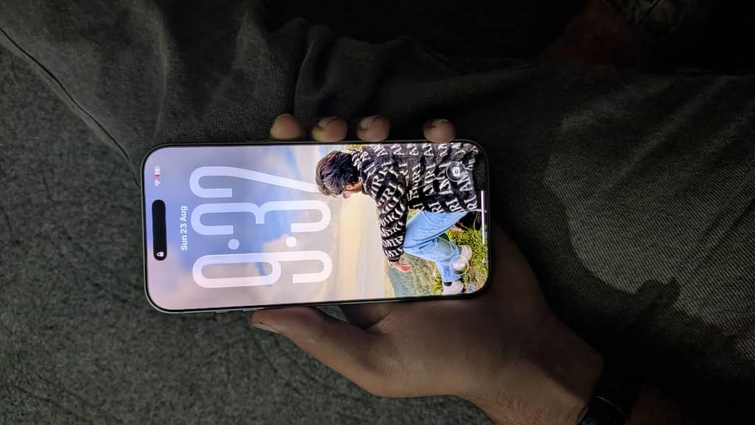Apple iPhone 17 Pro Max 3