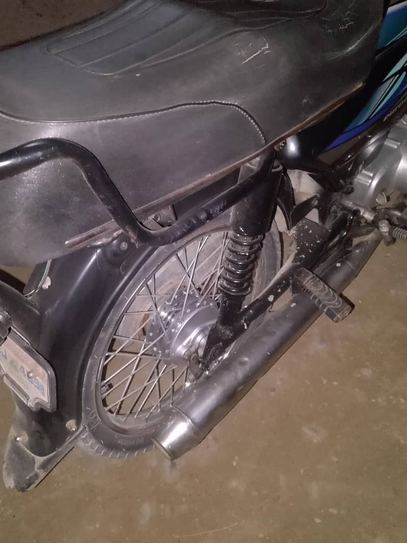 UNIQUE MODEL 2016 3