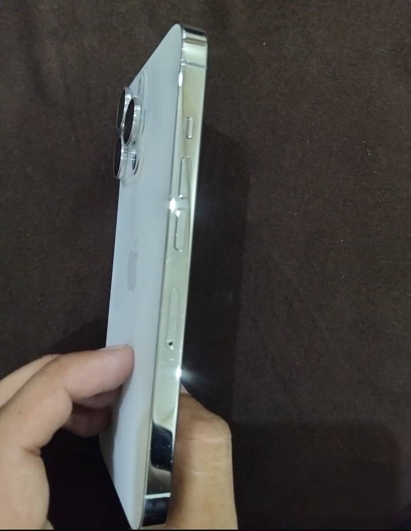 Apple iPhone 13 Pro 6