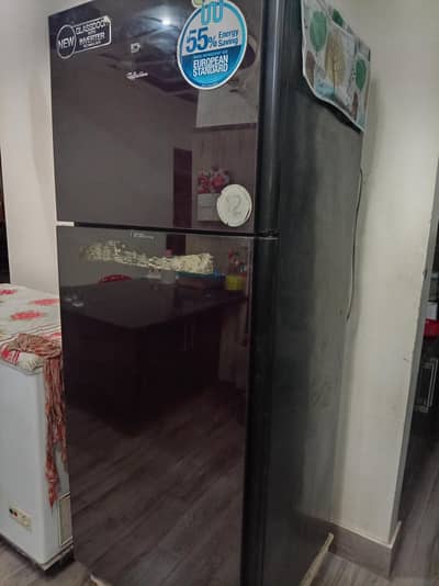 Dawlance Full size Inverter Refrigerator