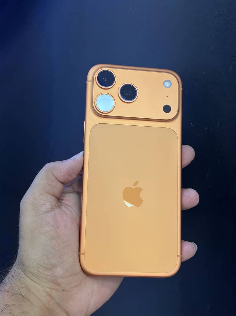 Apple iPhone 17 Pro 0