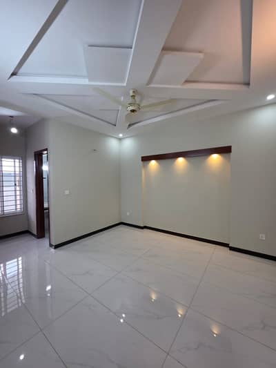 14 Marla Brand New Upper Portion For Rent In G-10 Islamabad | 3 Bed | Servant Room