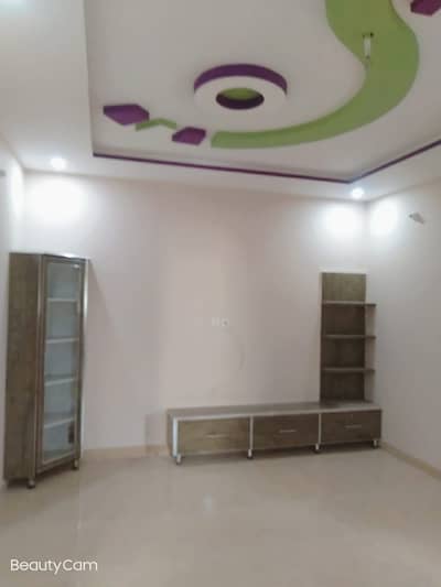 VIP beautiful 7.5 Marla portion is available for rent in sabzazar J block Lahore