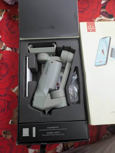 MOZA : MINI MX 2 AUTO SENSE GIMBAL GI Mini MX2 Moza Smartphone Gimbal