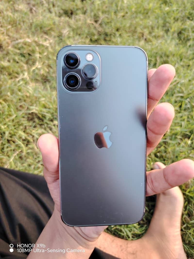 Apple iPhone 12 Pro 2