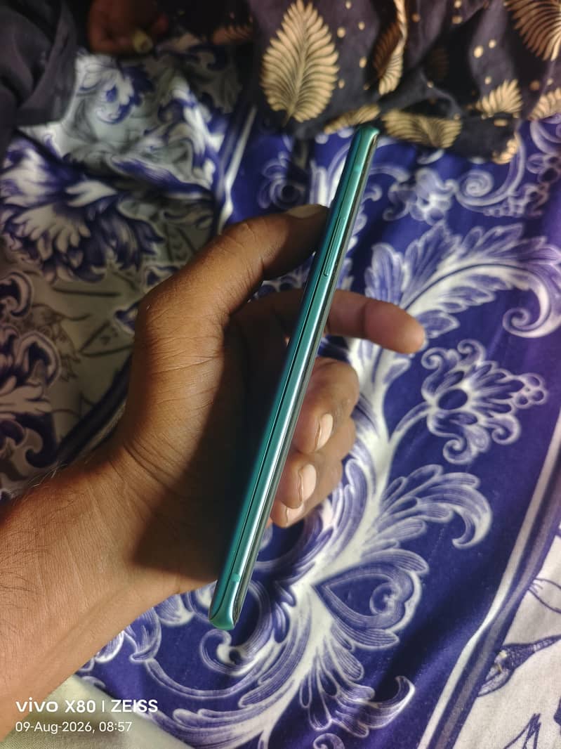 One Plus 8 4