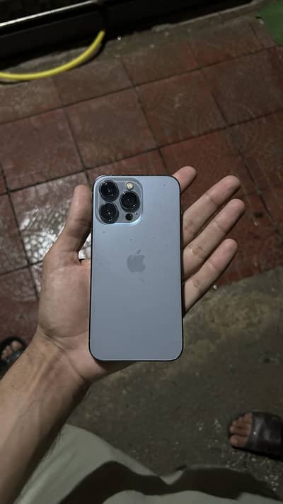 Apple iPhone 13 Pro