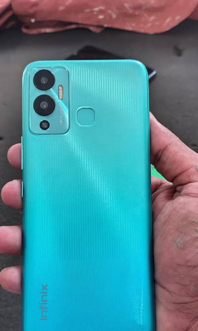 Infinix Hot 12 Play