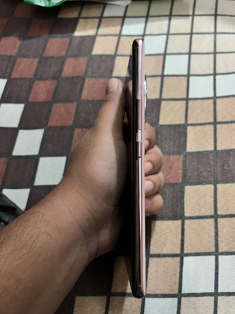 Infinix Zero 40 4