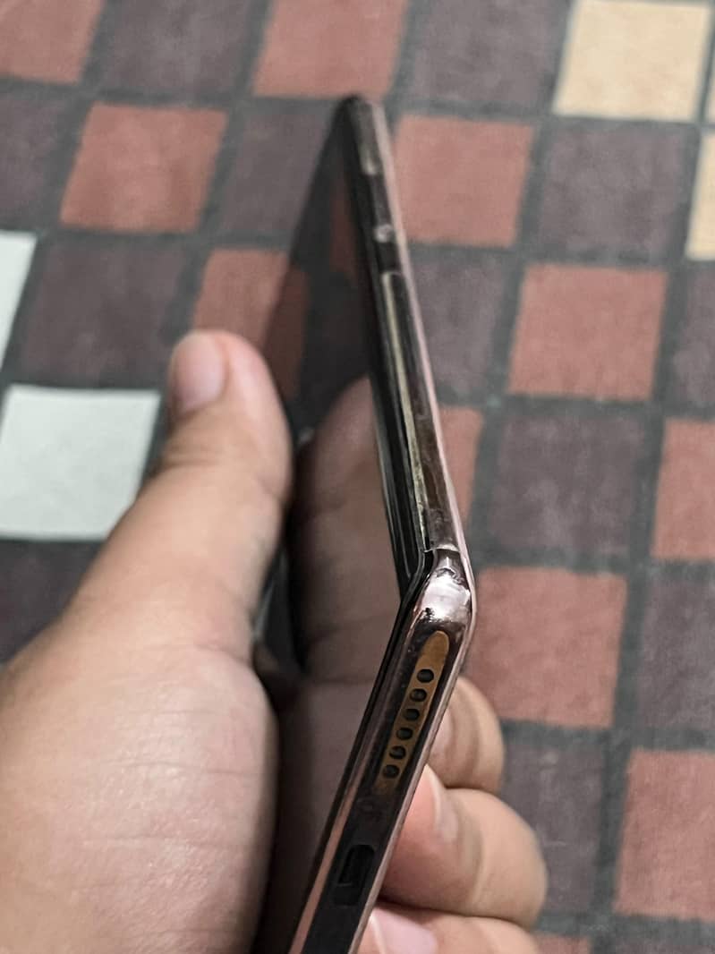 Infinix Zero 40 5
