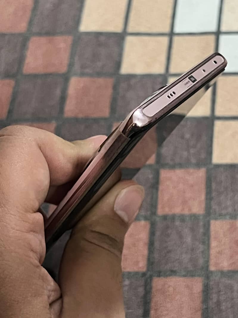 Infinix Zero 40 7