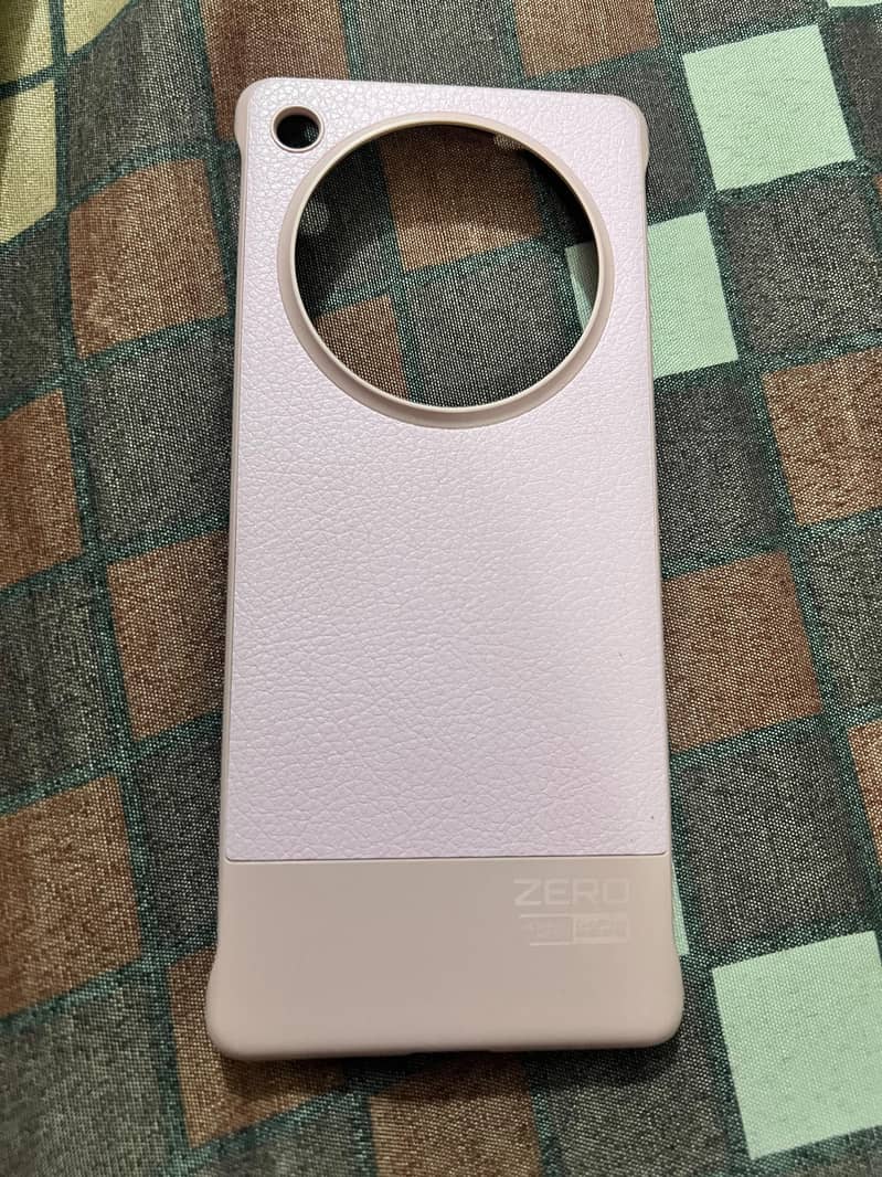 Infinix Zero 40 12