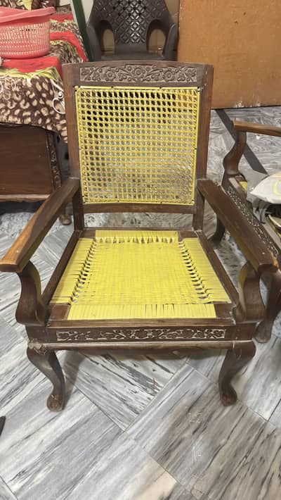 Sheesham Wood / Wooden Handcrafted Chair
