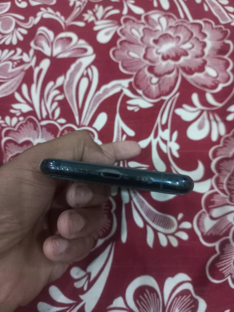 Apple iPhone 11 Pro 5