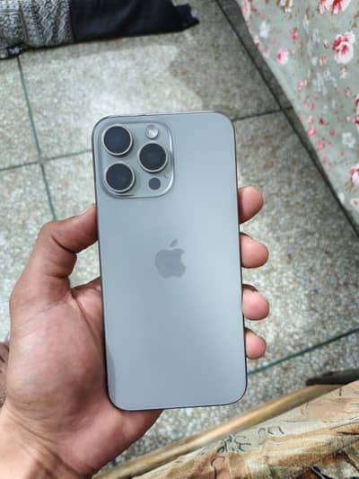 Apple iPhone 15 Pro Max
